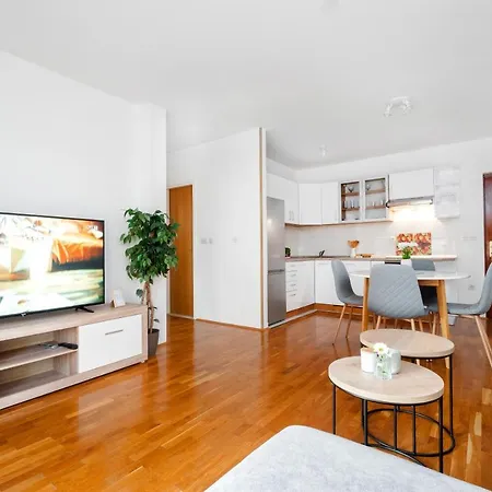 Ana-marija Apartment