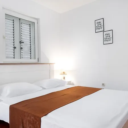 Ana-marija Appartement Makarska