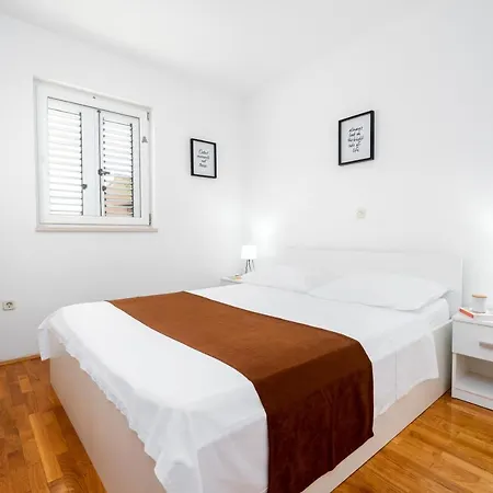 Ana-marija Apartment